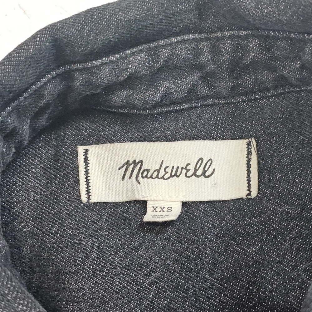 Madewell Oversized Denim Shirtdress in Lunar Wash - Picture 12 of 13